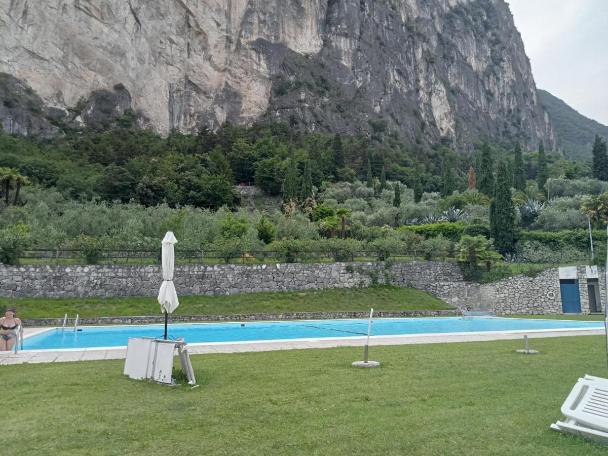 L'Angolo Di Pace E Relax Del Lago Di Garda ริวาเดลการ์ดา ภายนอก รูปภาพ